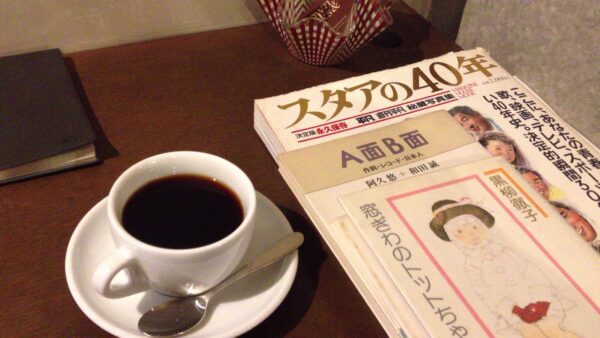 ブックカフェにて。