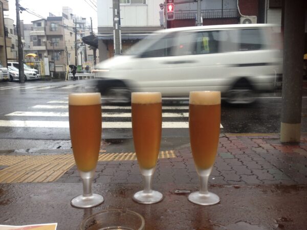3杯のビール